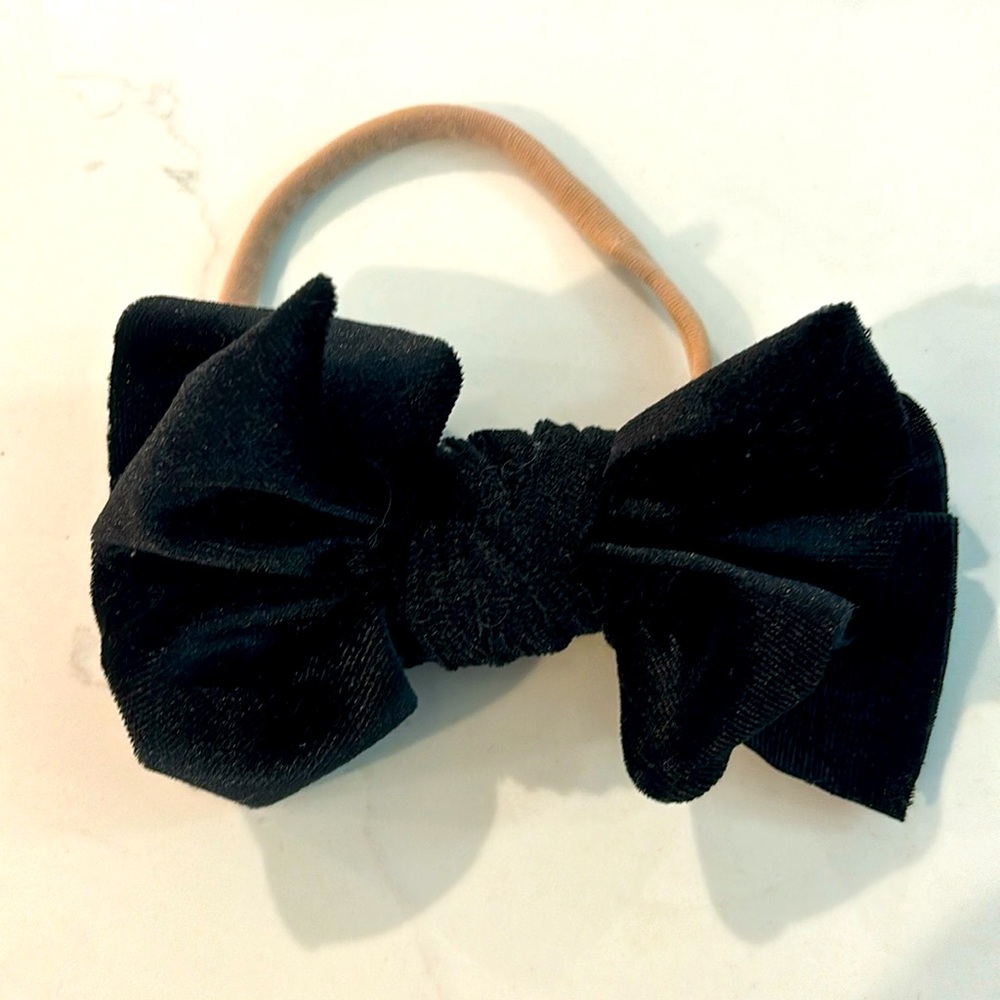 Baby bling black oversized velvet bow on elastic